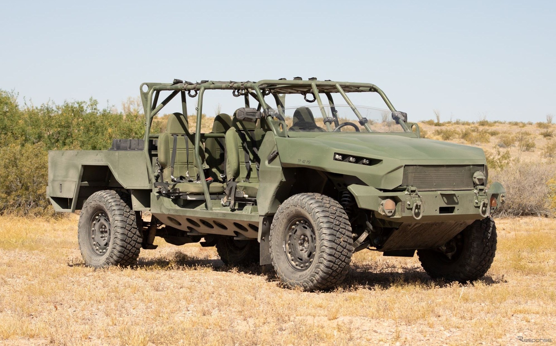 シボレー・コロラドZR2ベースのGMの軍用車用