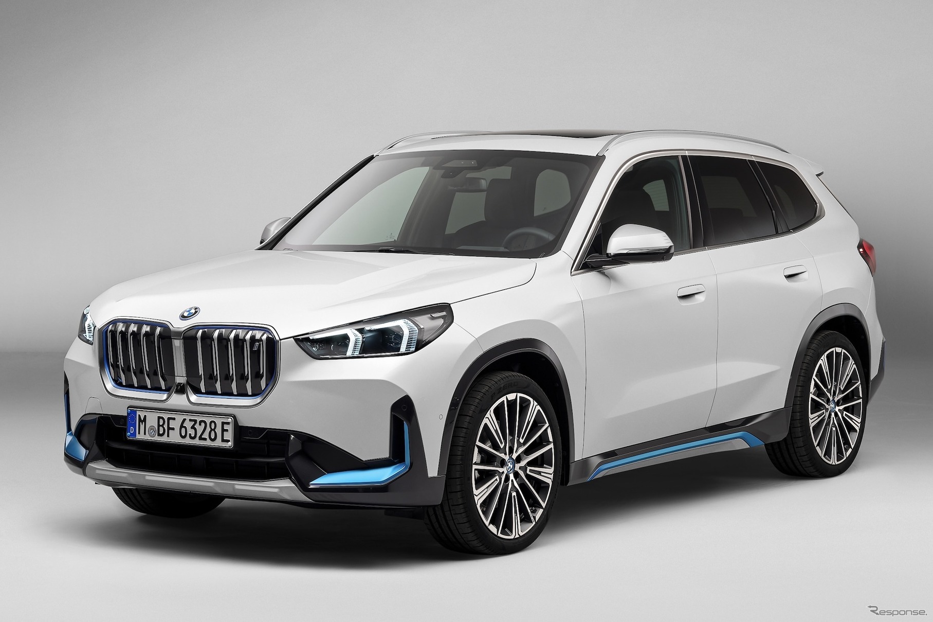 BMW iX1