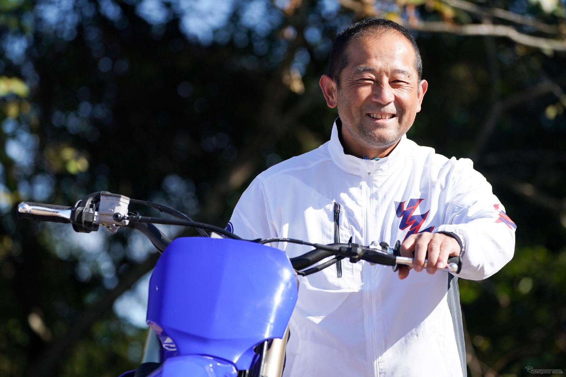 レーシングアドバイザーの鈴木健二氏