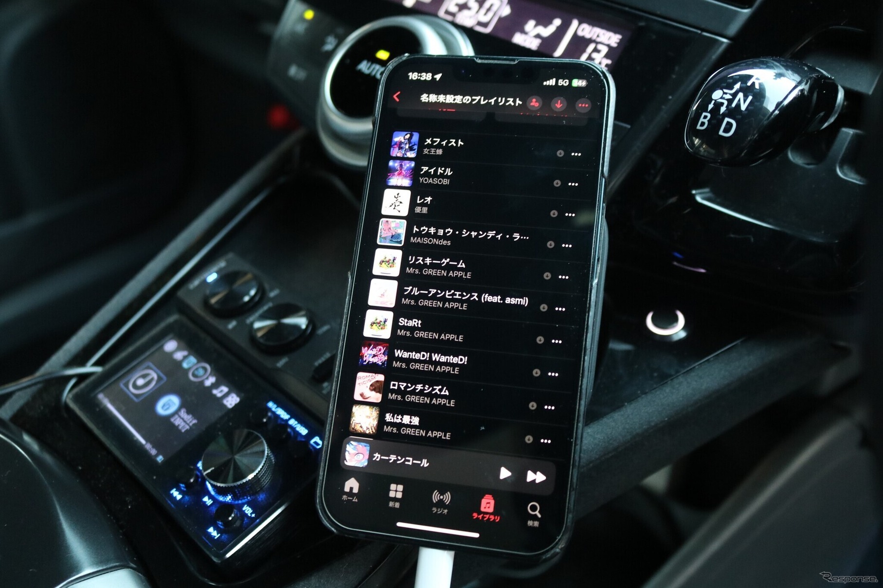 オーディオプレイヤーに用いるのはiPhone。DACを介してD/D変換した上でDSPに入力するシステムを構築した。