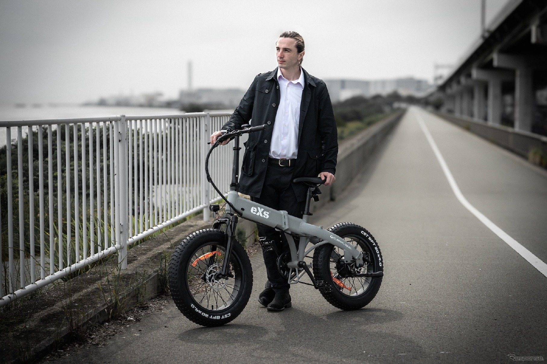 電動モビリティブランド「eXs」の電動アシスト自転車「eXs Street」