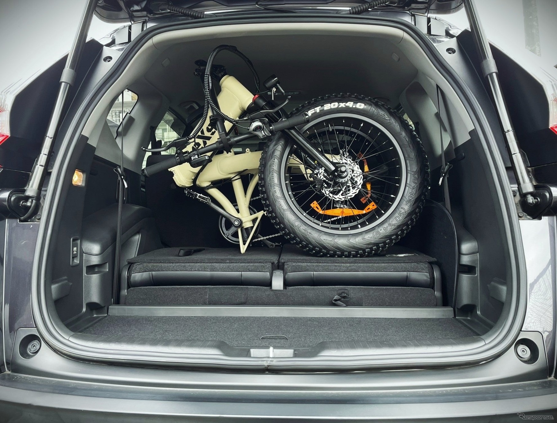 電動モビリティブランド「eXs」の電動アシスト自転車「eXs Street」