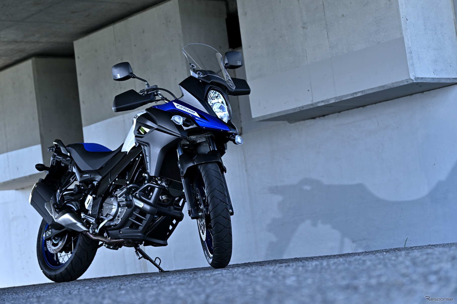 スズキ Vストローム650 XT ABS