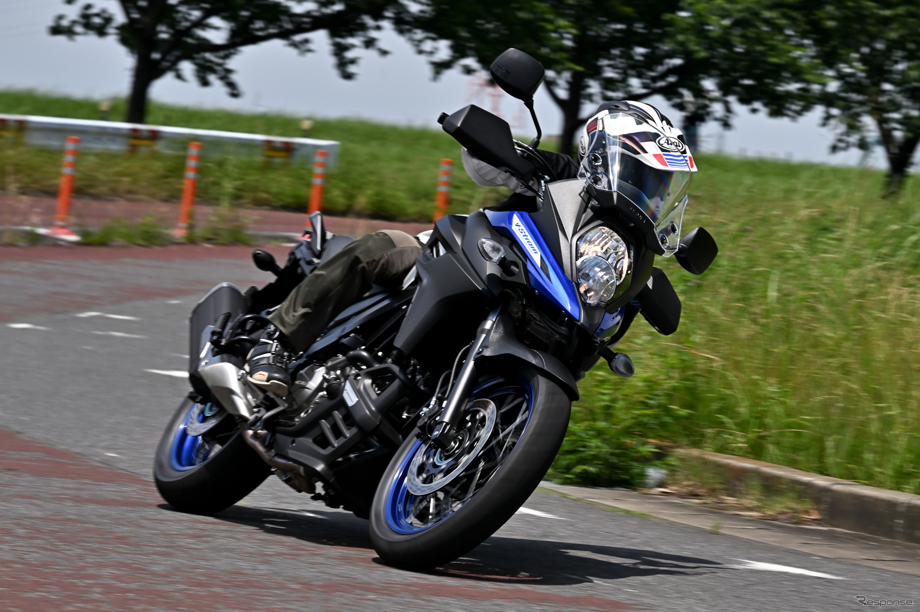 スズキ Vストローム650 XT ABS