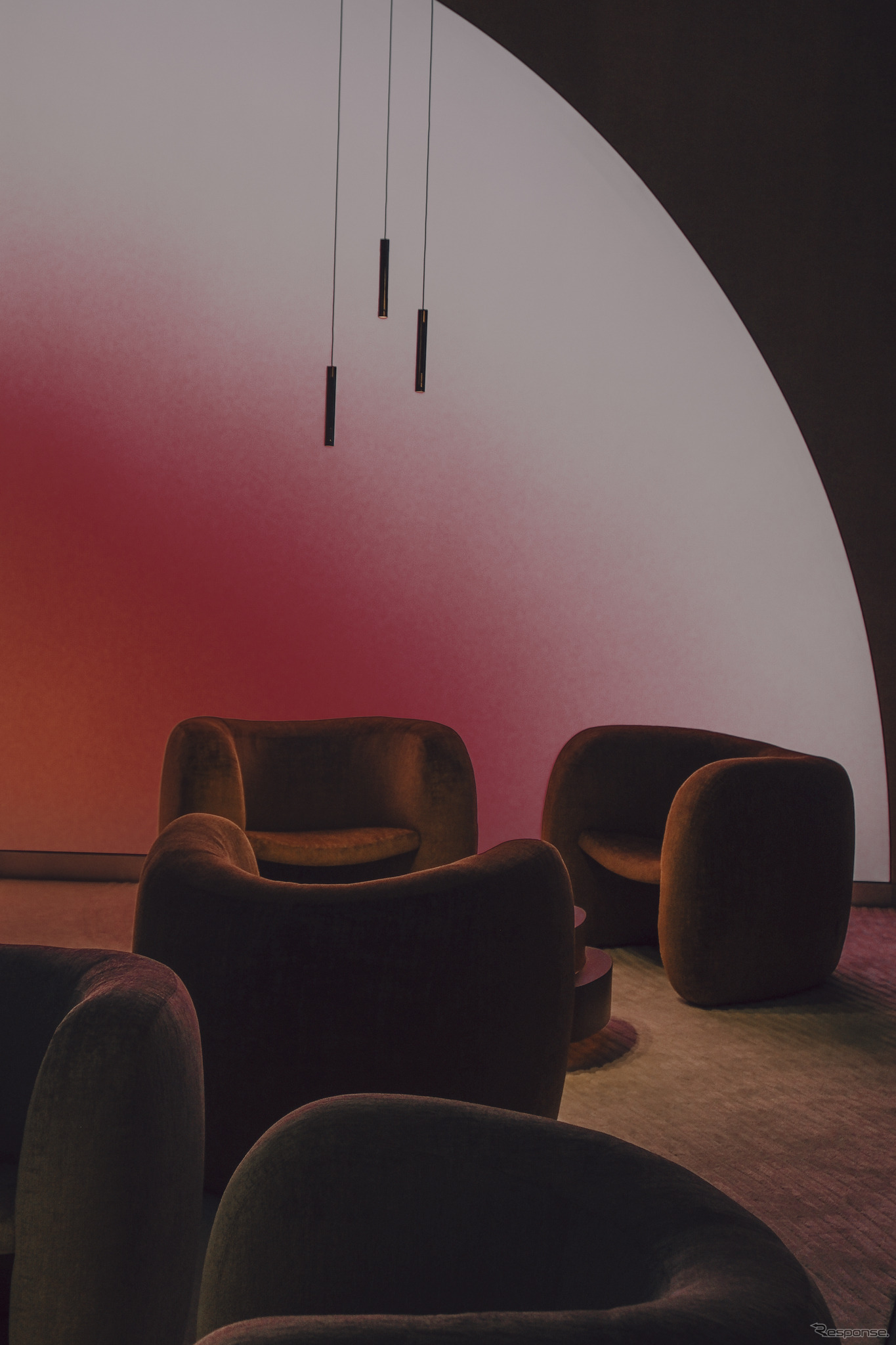 自動車博物館「BMW Welt」の新しい高級レストラン「THE CLOUD by Kafer」