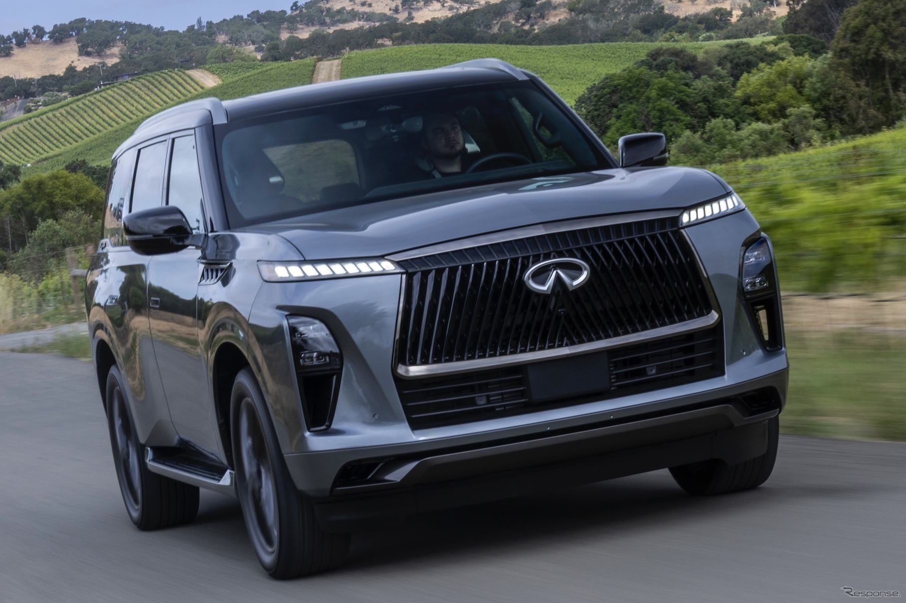 日産車体九州（インフィニティQX80）