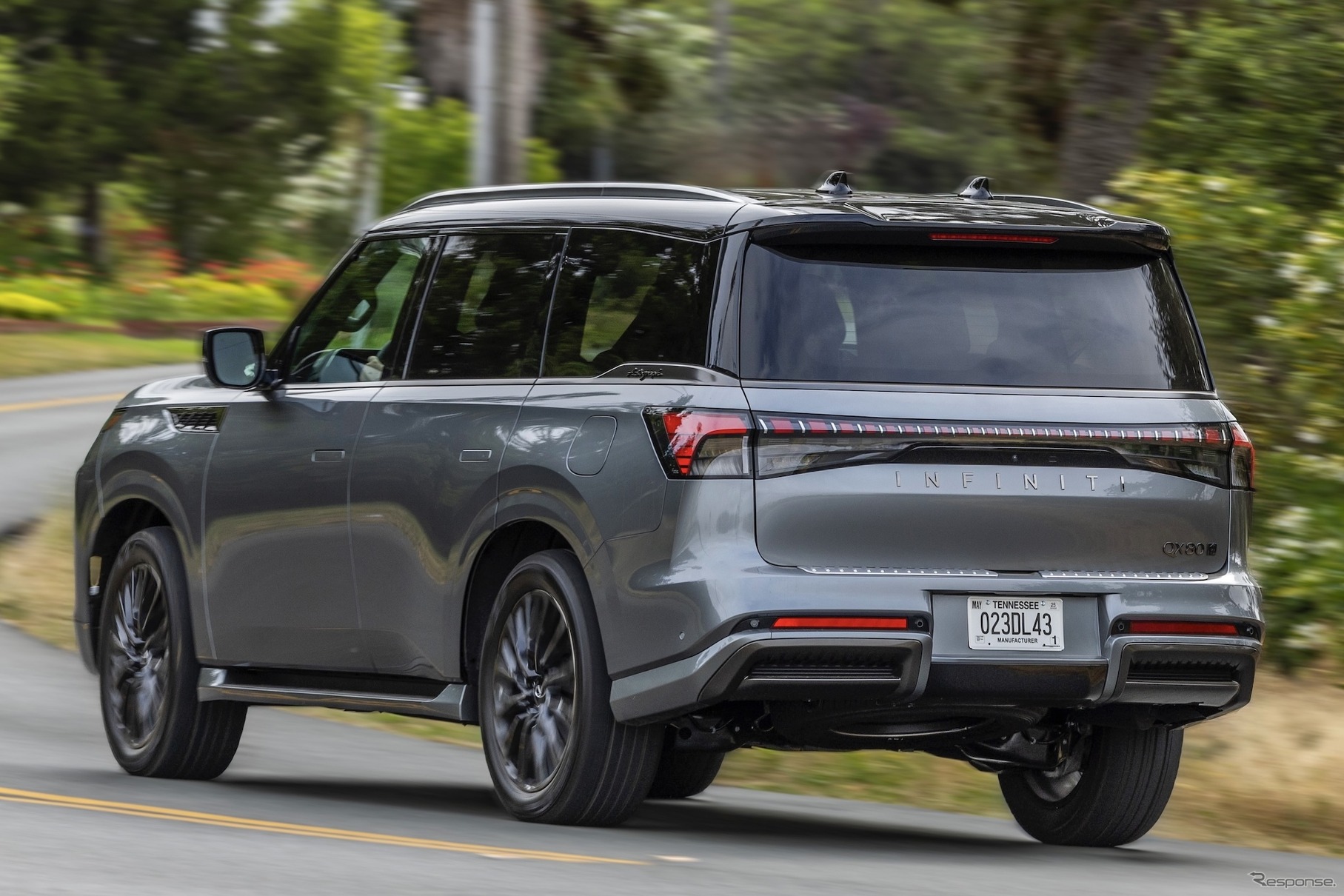 日産車体九州（インフィニティQX80）