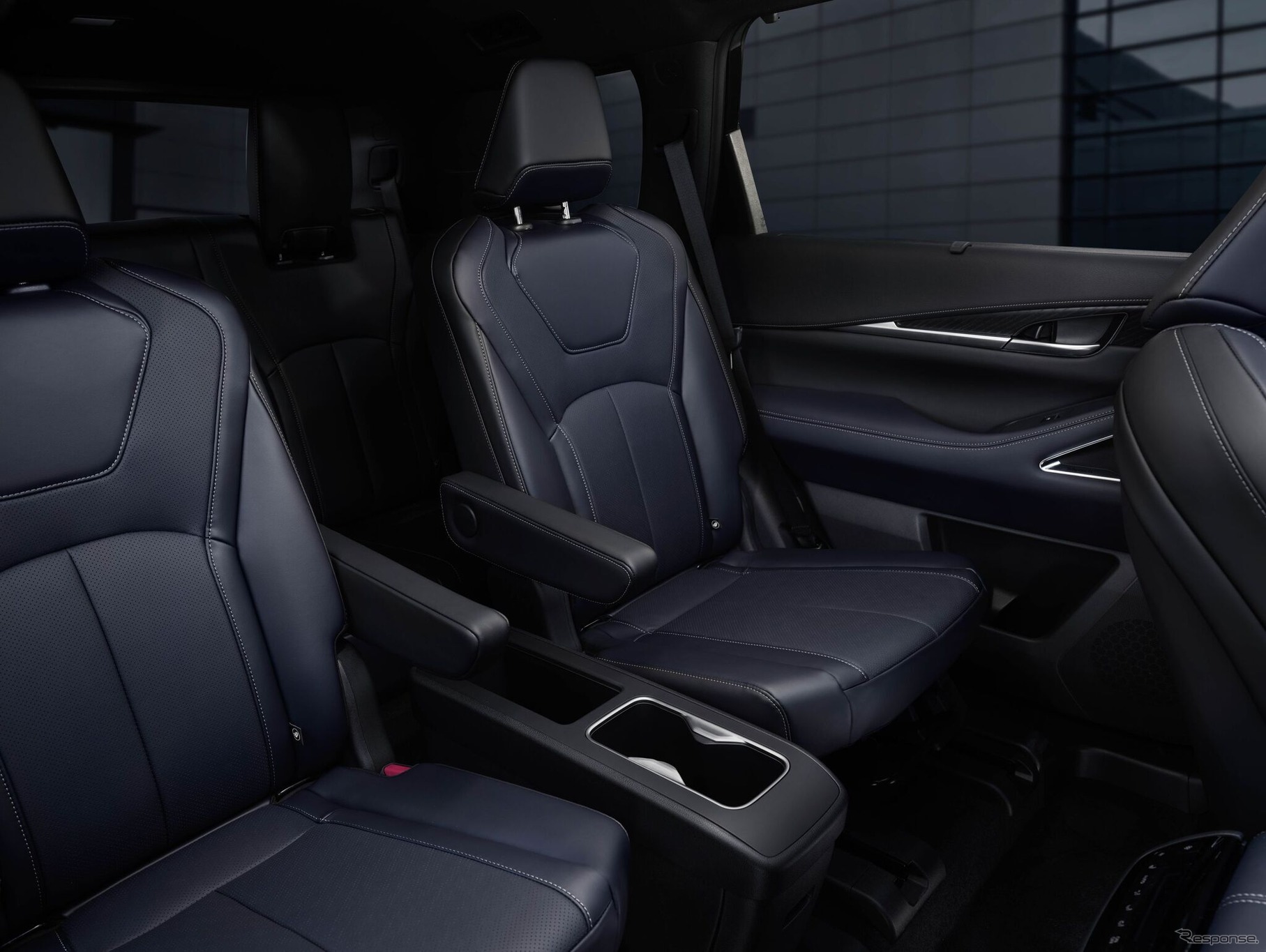 インフィニティ QX60 改良新型の「SPORT」