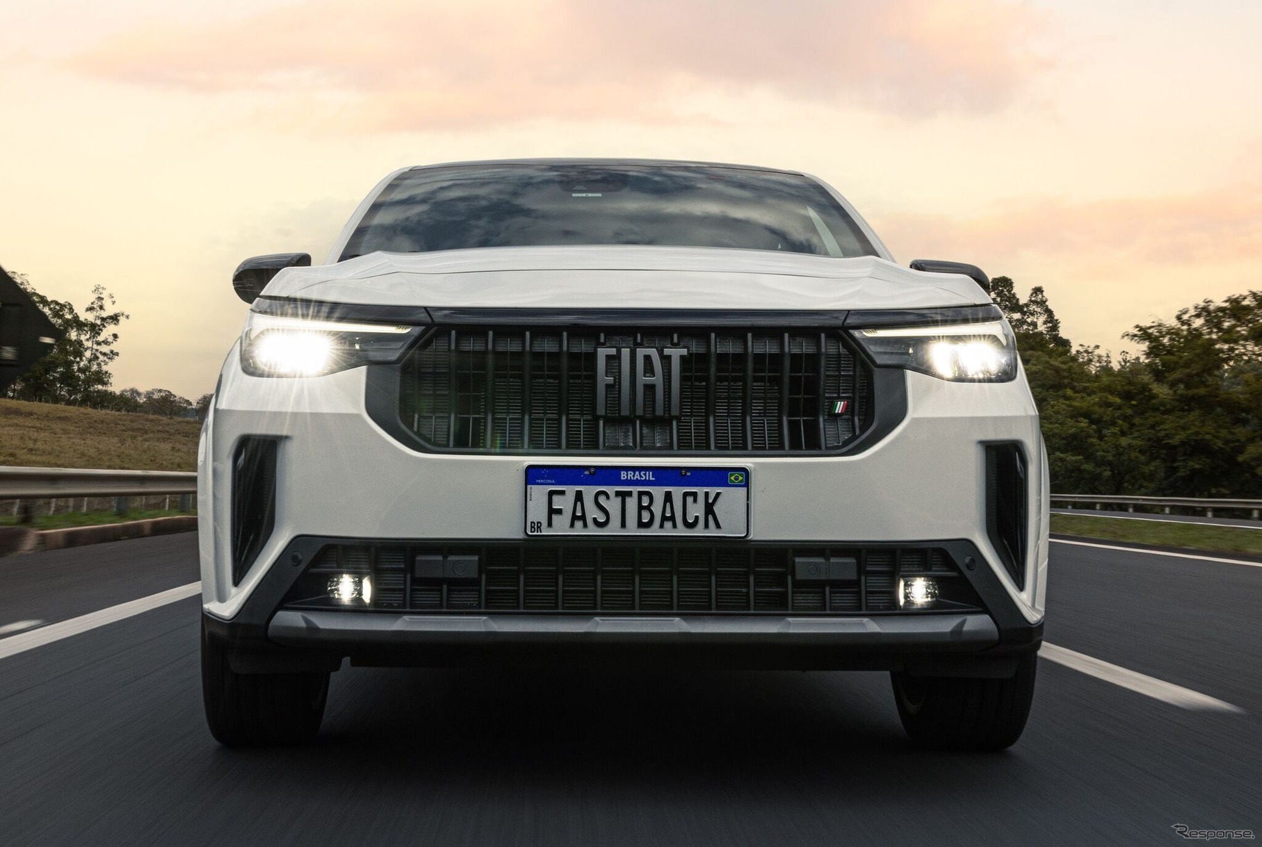 フィアット『ファストバック』改良新型