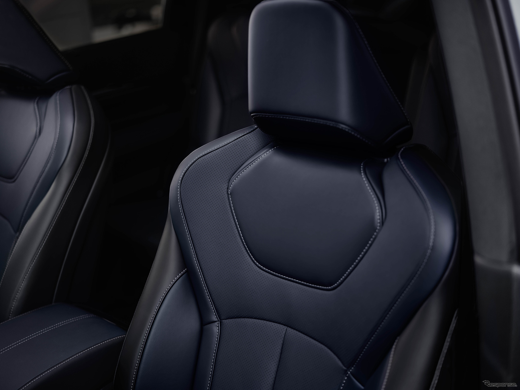インフィニティ QX60 改良新型の「SPORT」