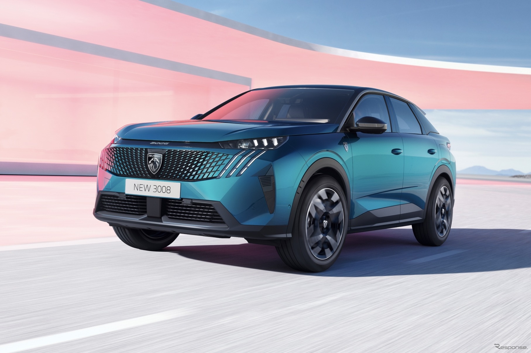 プジョー3008新型（ハイブリッド）