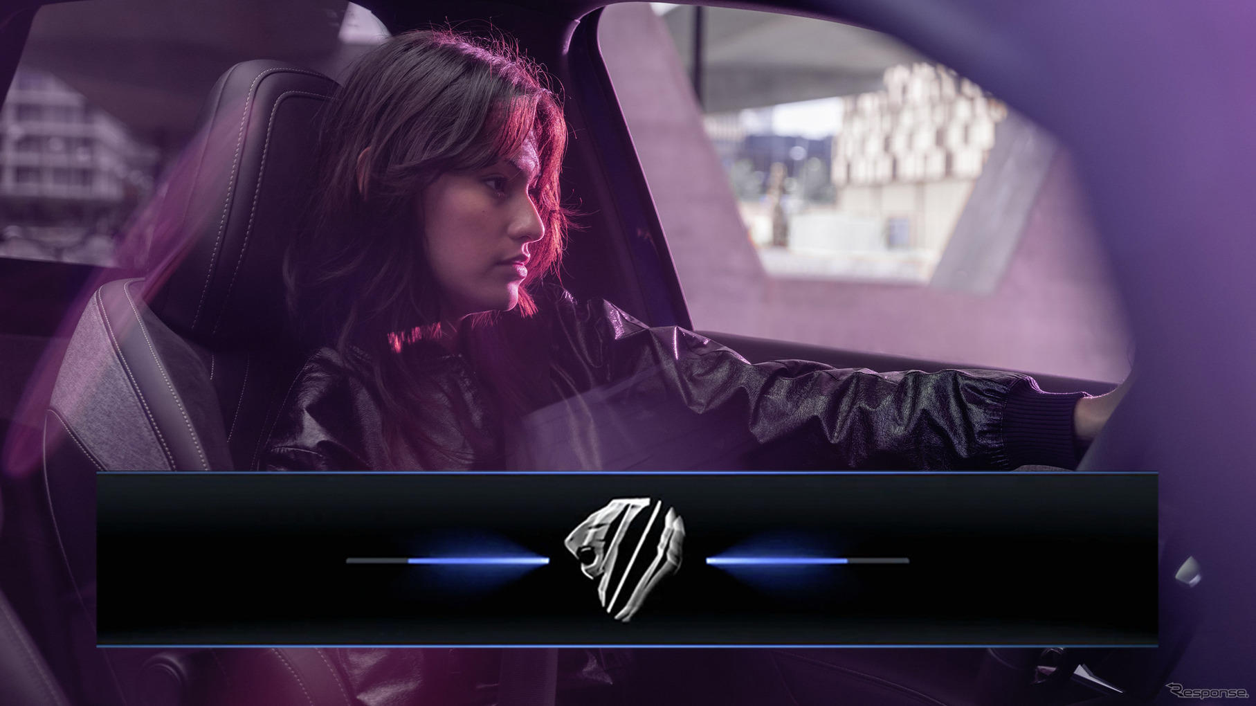 プジョー3008新型（ハイブリッド）