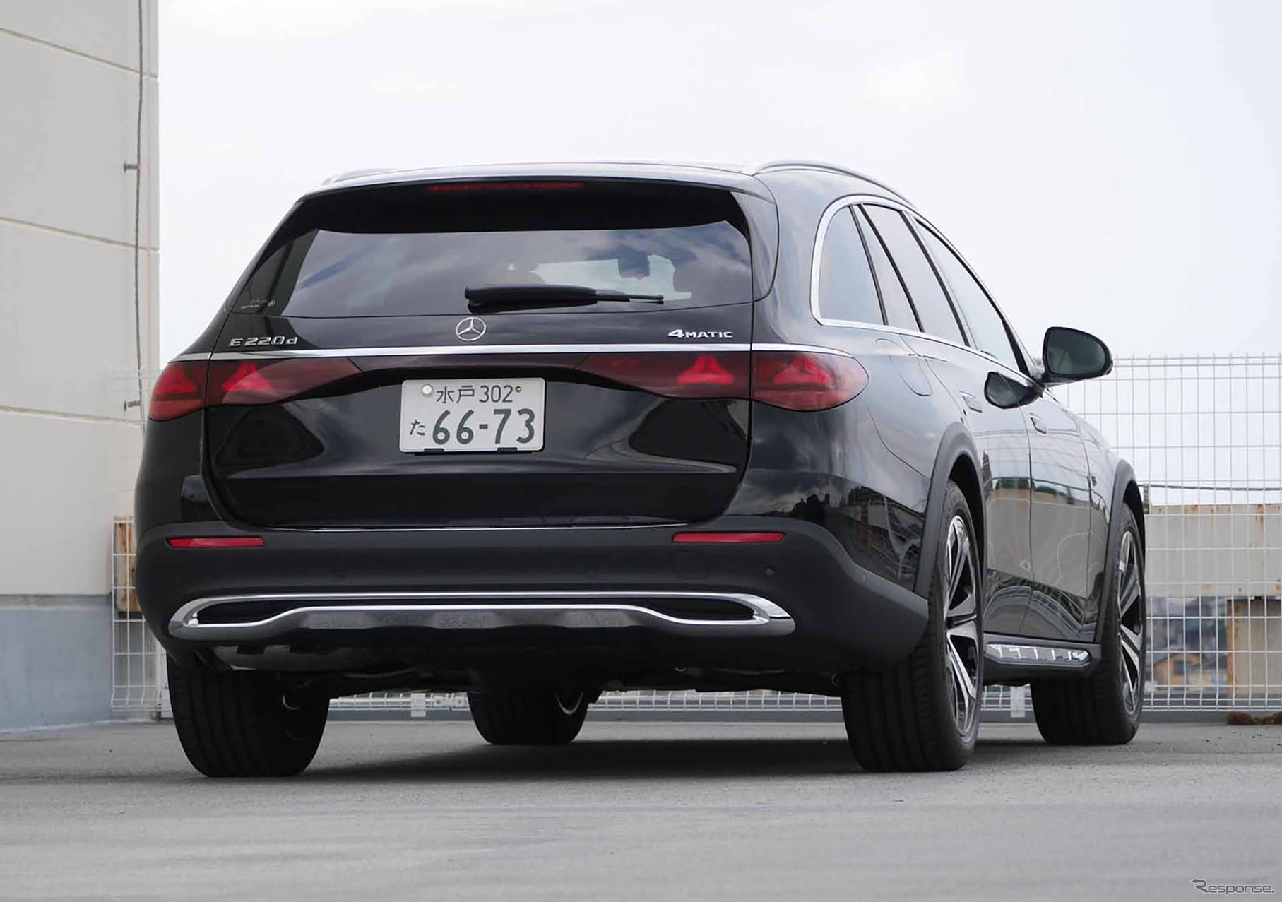 メルセデスベンツ E220d 4MATIC オールテレイン