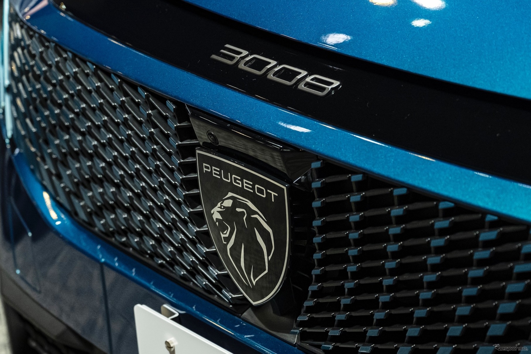 プジョー3008GT ハイブリッド