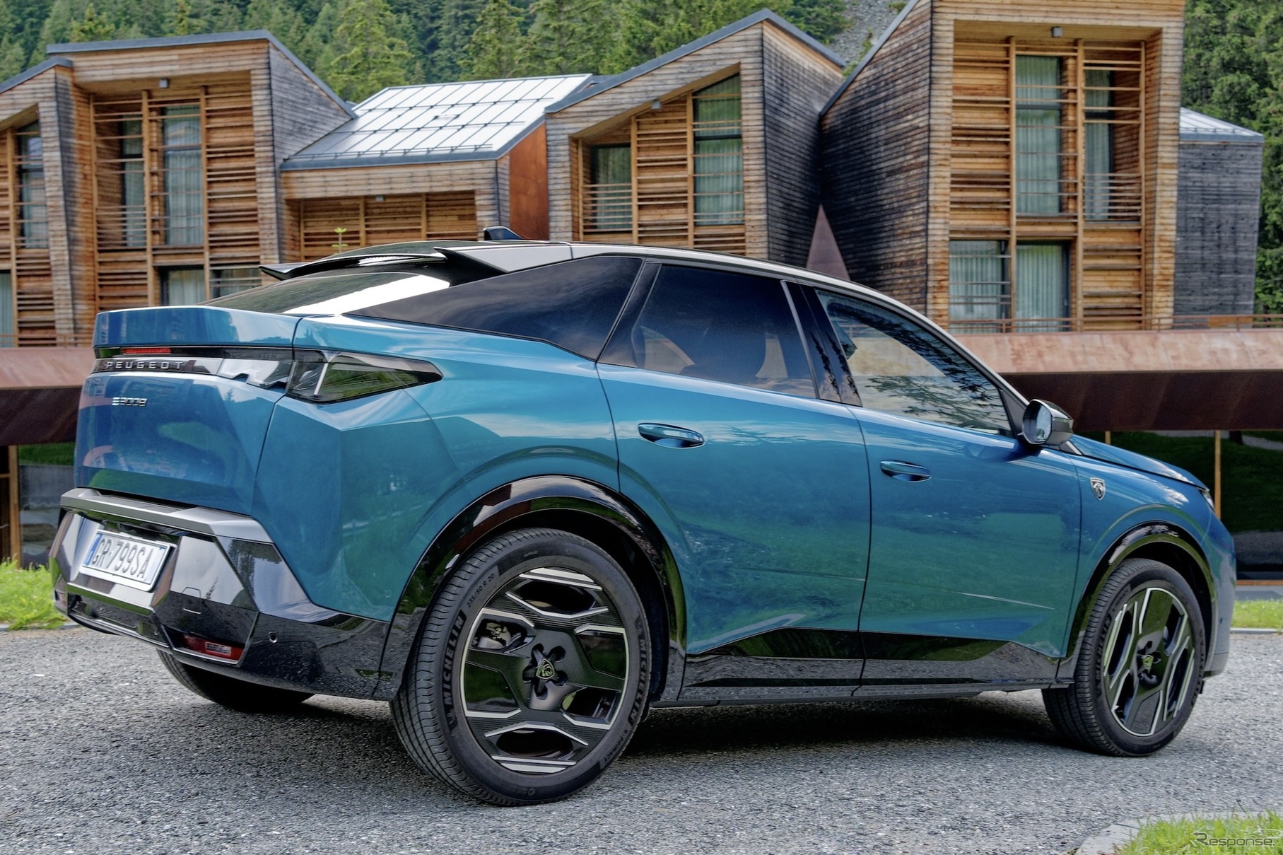 プジョー3008新型欧州仕様