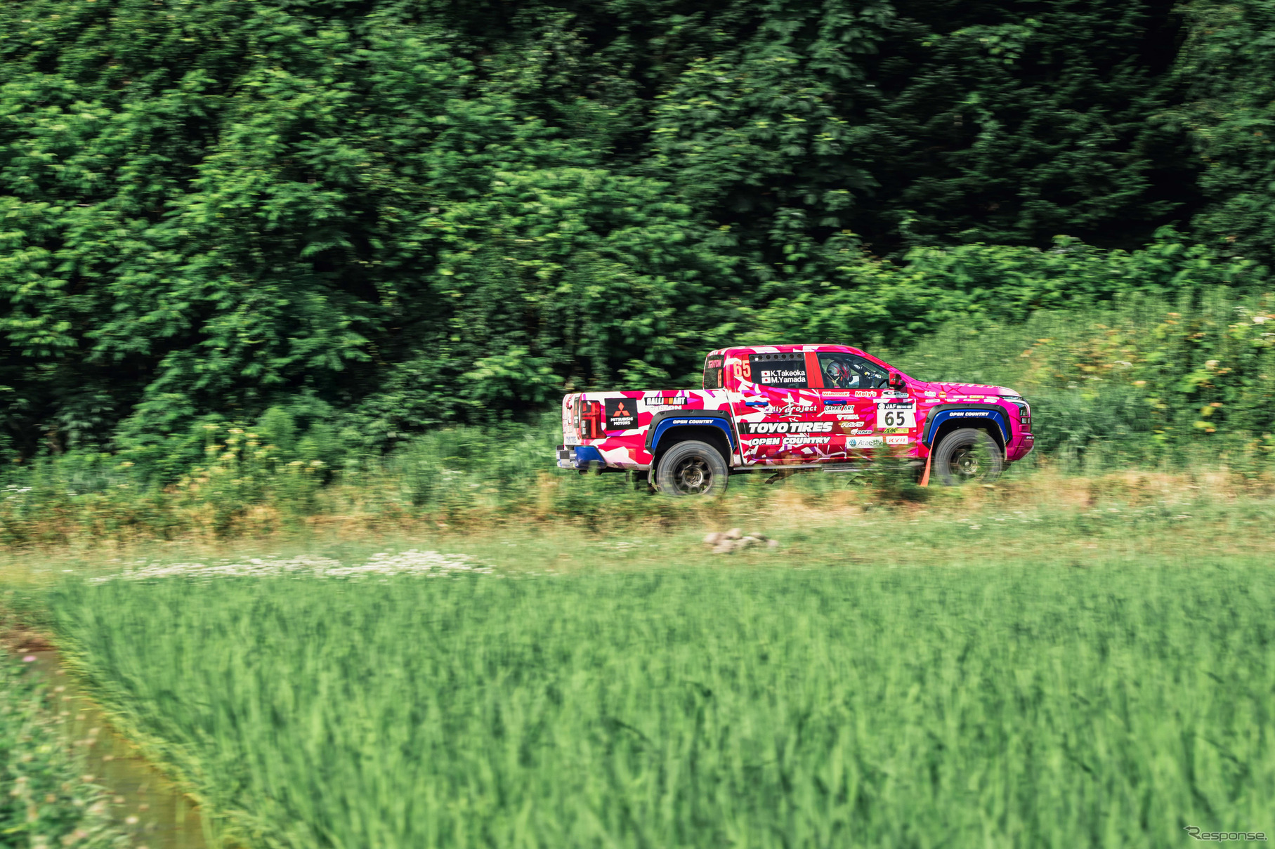 XC-2クラス4位の「圭ラリープロジェクト with MMC TOYO TIRES」チーム