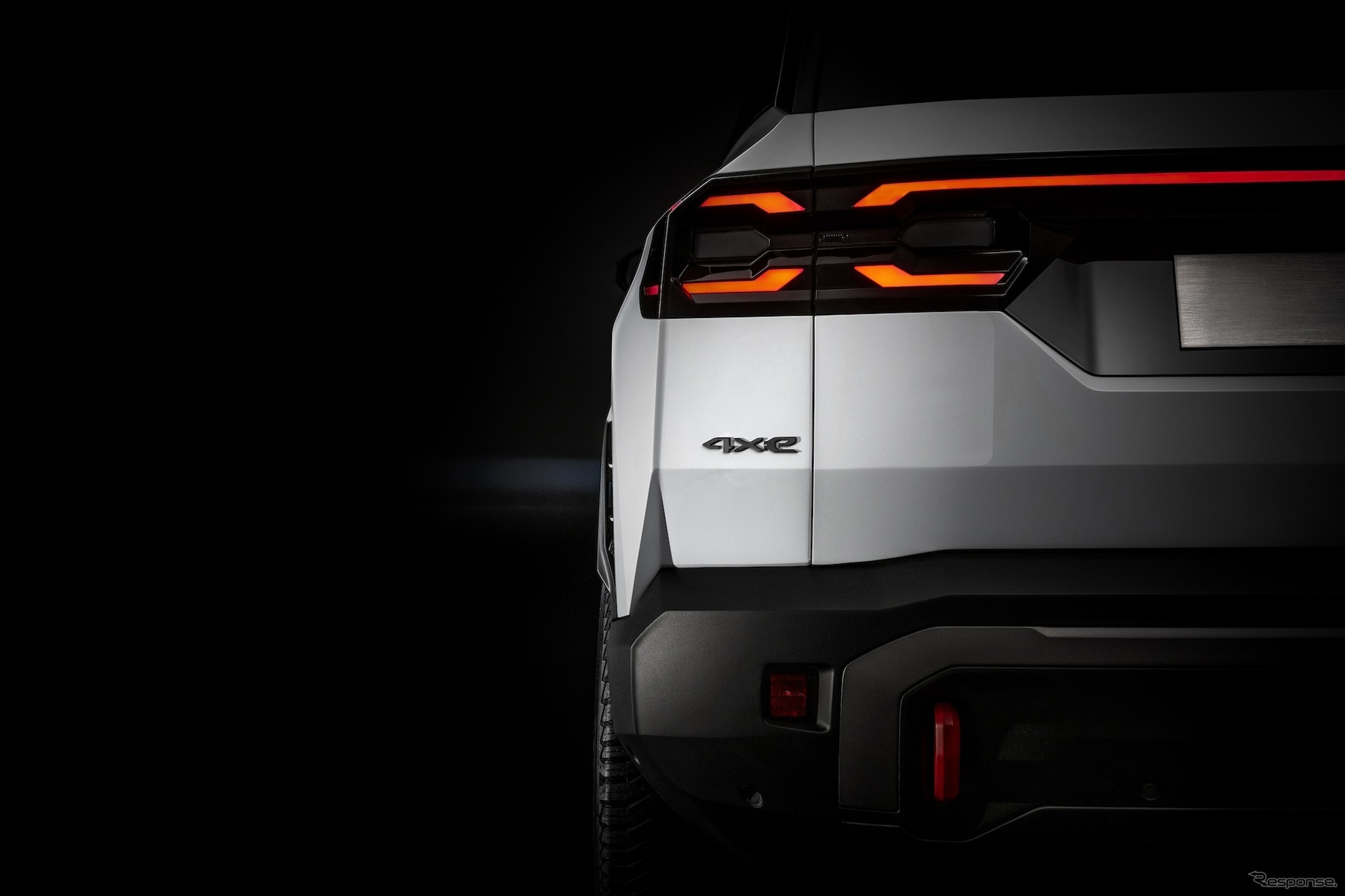 ジープ コンパス 4xe 新型