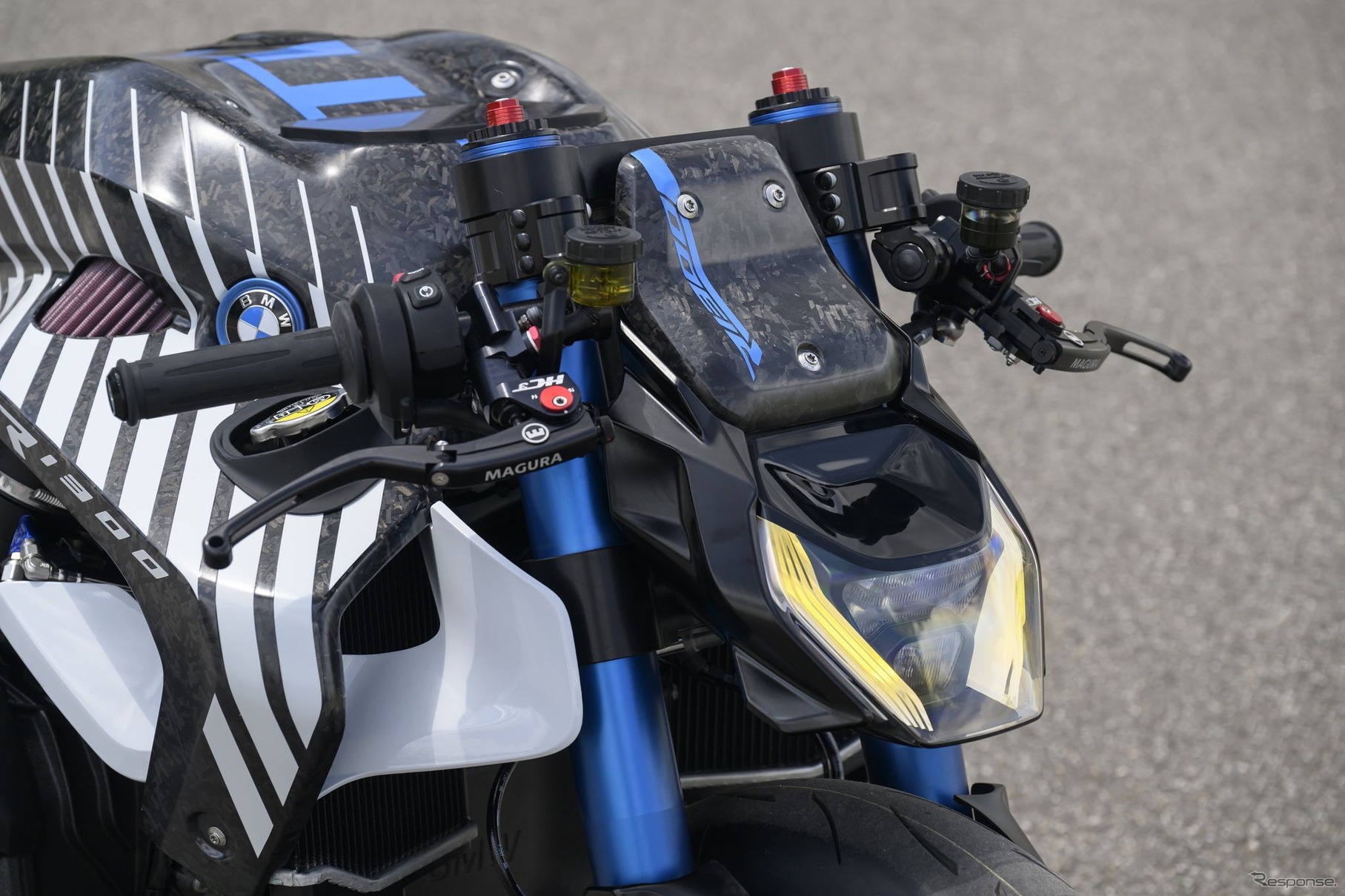 BMW『R 1300 R TITAN』