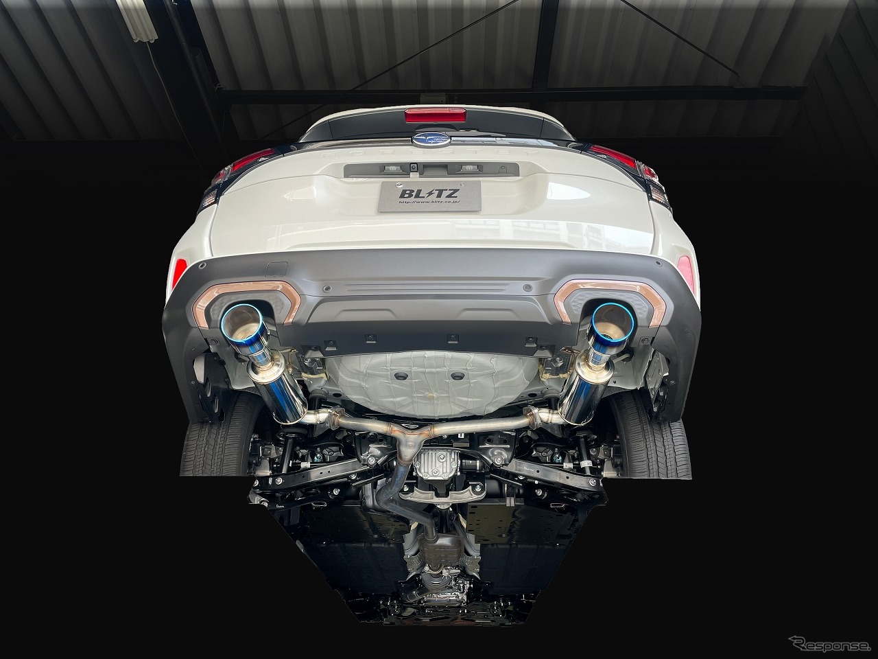 ブリッツ ニュルスペック・カスタムエディション チタンカラーテールセット（VSR）　スバル・フォレスター（SL5）装着例