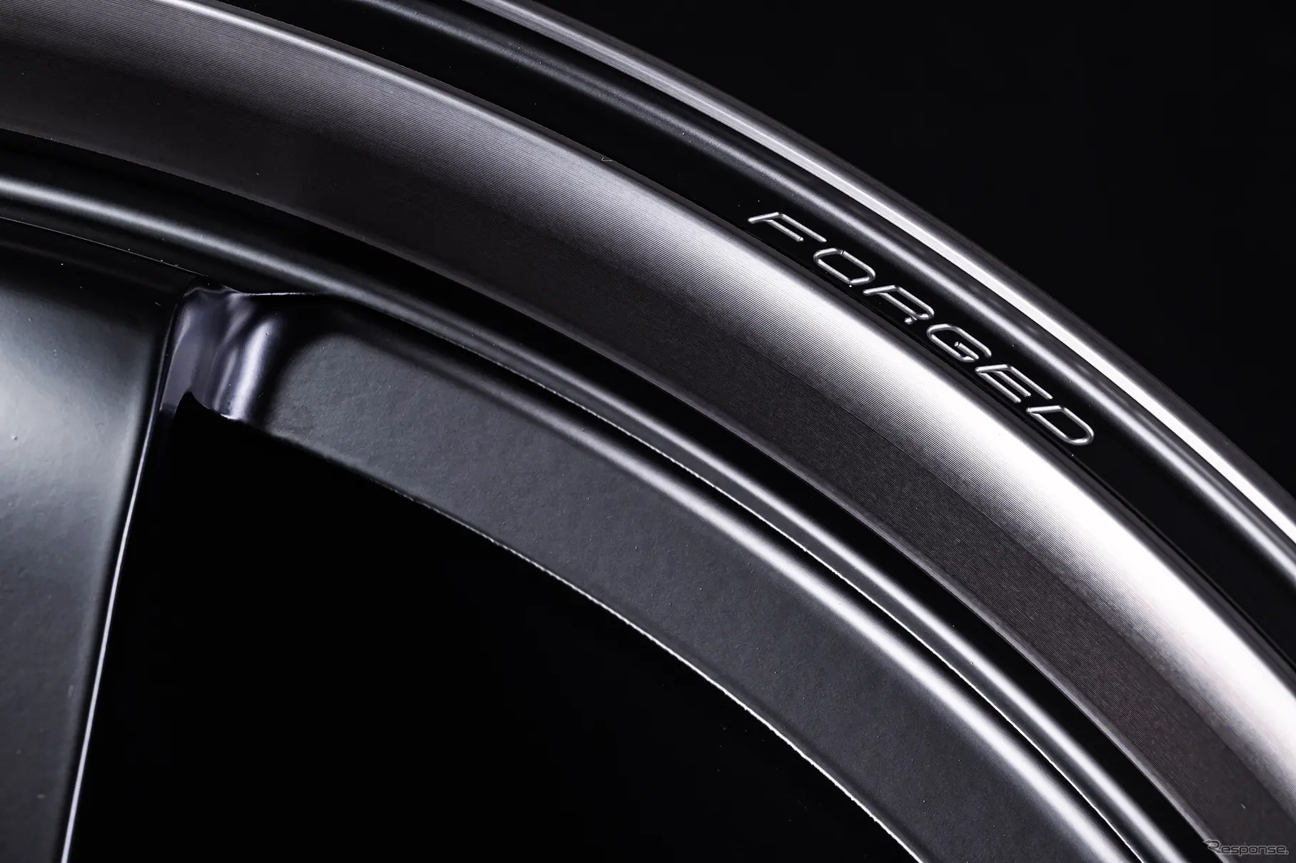 TE37SB Black Shadow LTD.