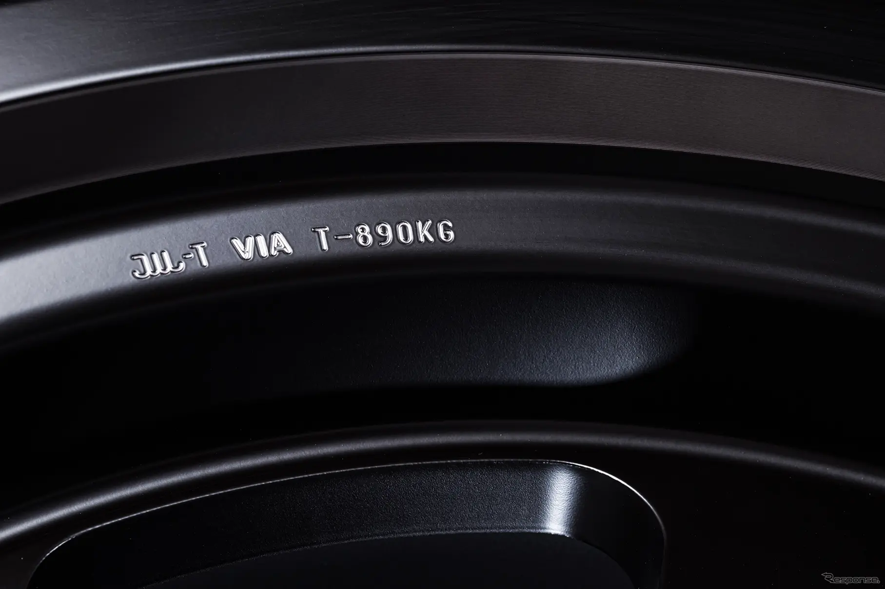 TE37XT Black Shadow LTD.