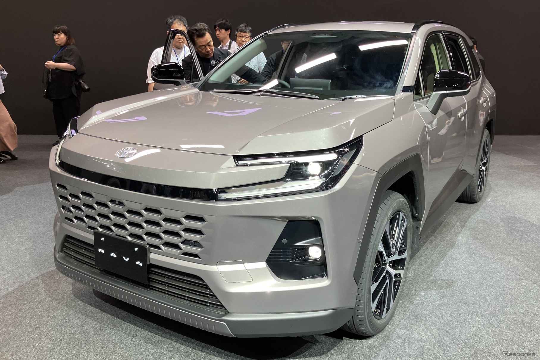 トヨタRAV4新型