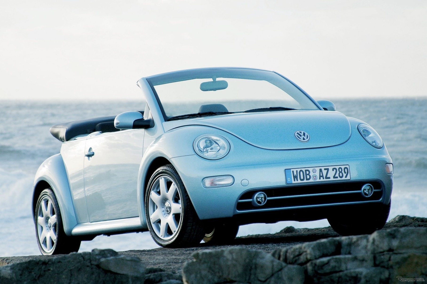 音楽×SUMMER×オープンカー：VWニュービートル