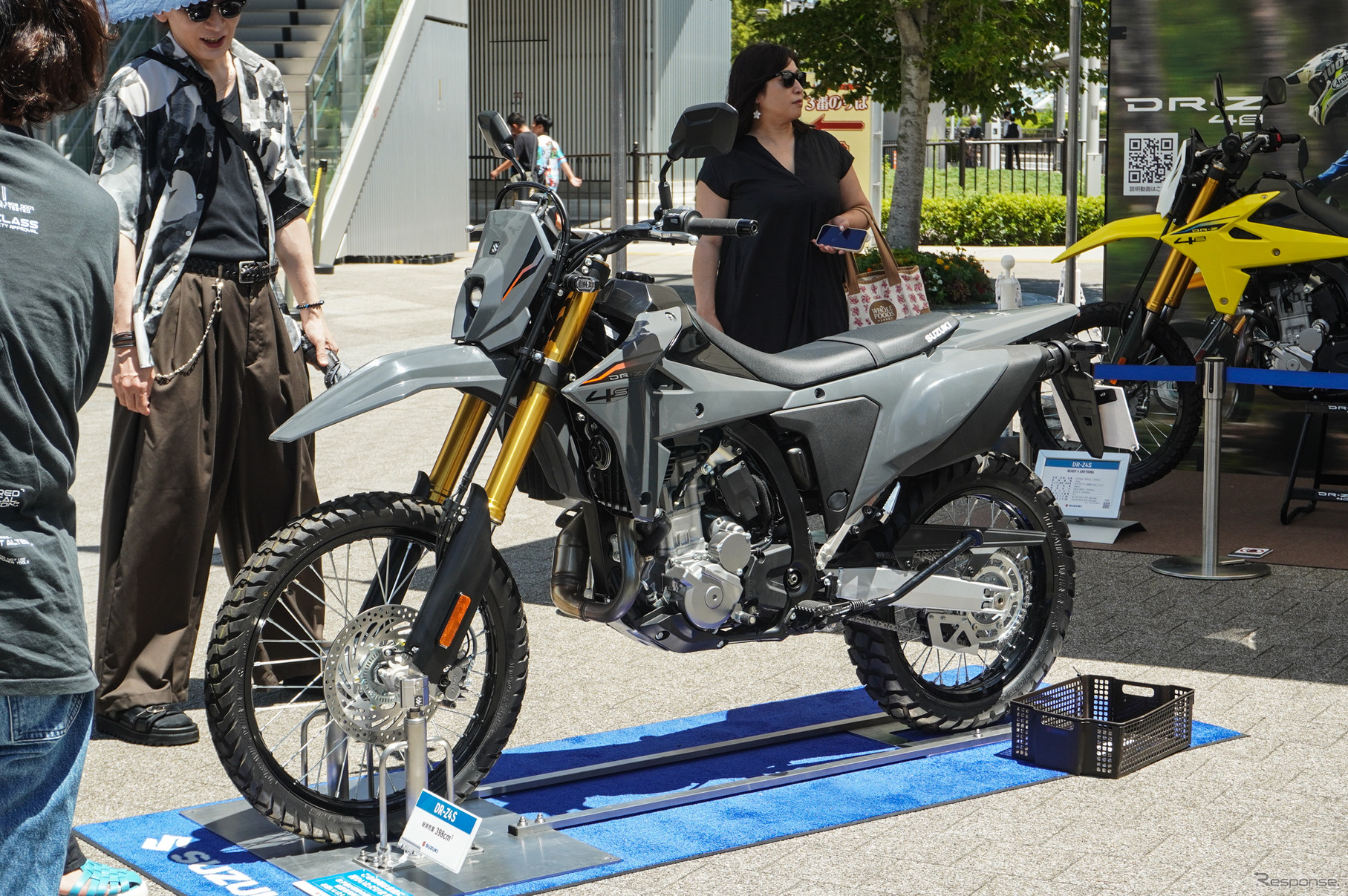 スズキ『DR-Z4S』ローシート装着車（スズキ モーターサイクルコレクション2025）