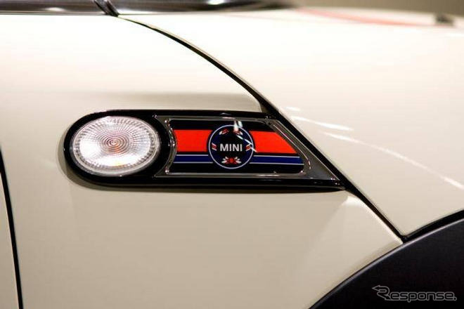 MINI、50周年記念オプションを無償提供…先着400台