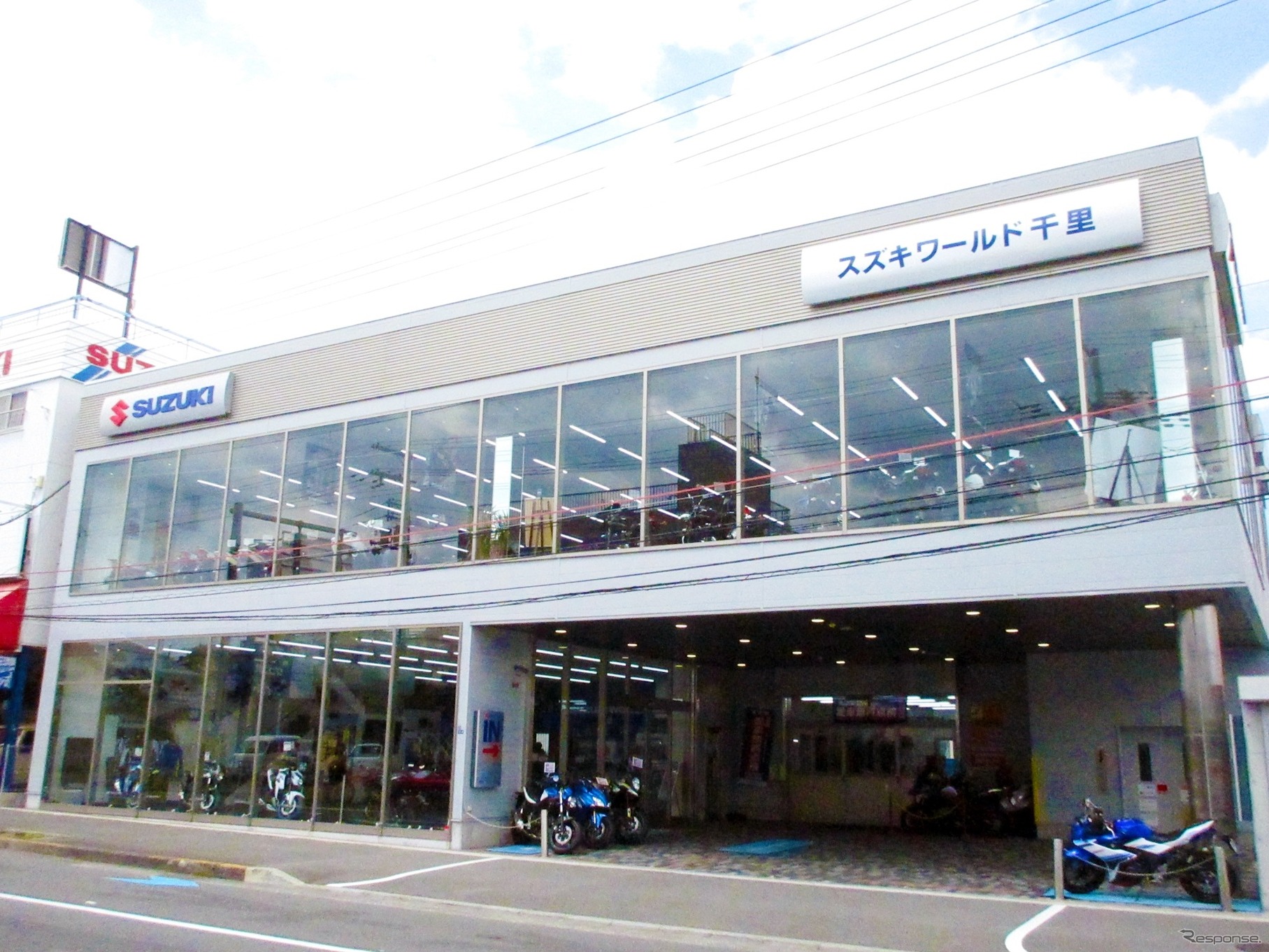 スズキワールド千里（大阪府吹田市）