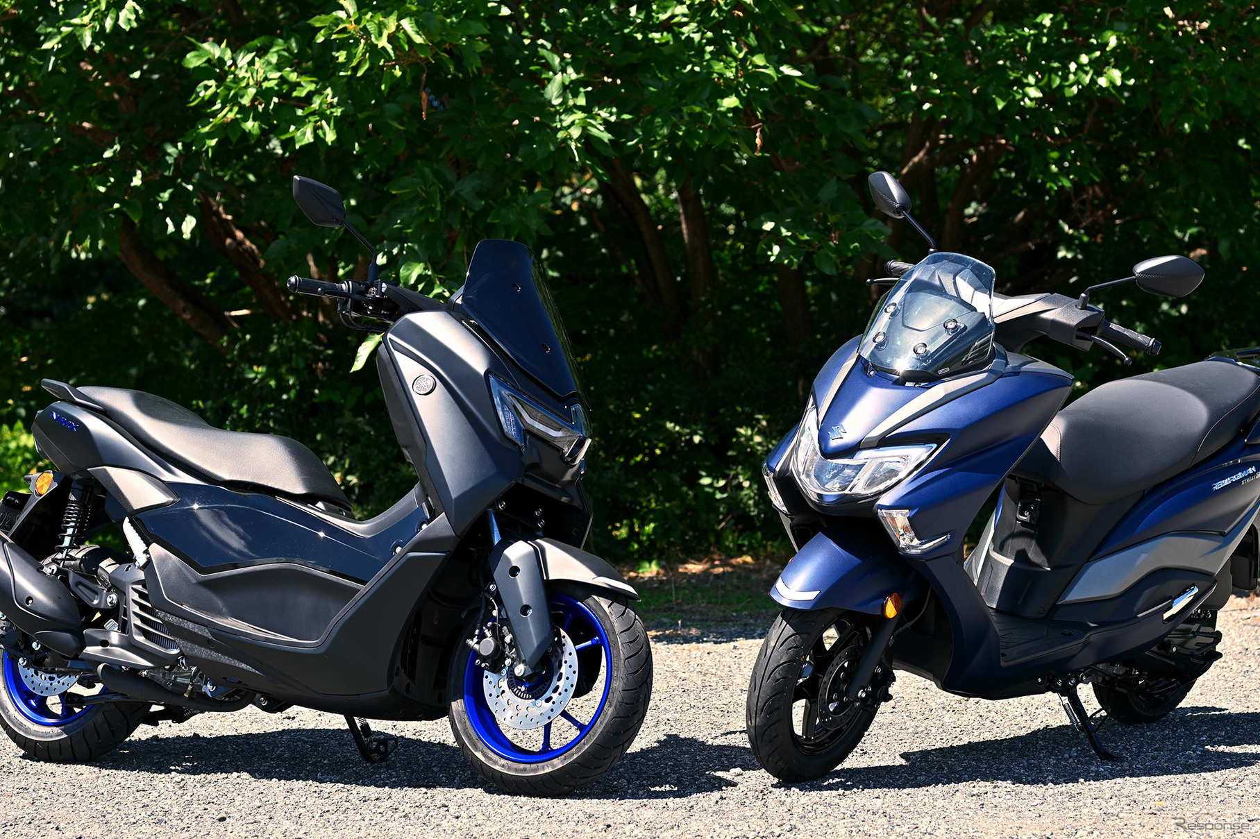 スズキの『バーグマンストリート125EX』と、ヤマハの『NMAX』