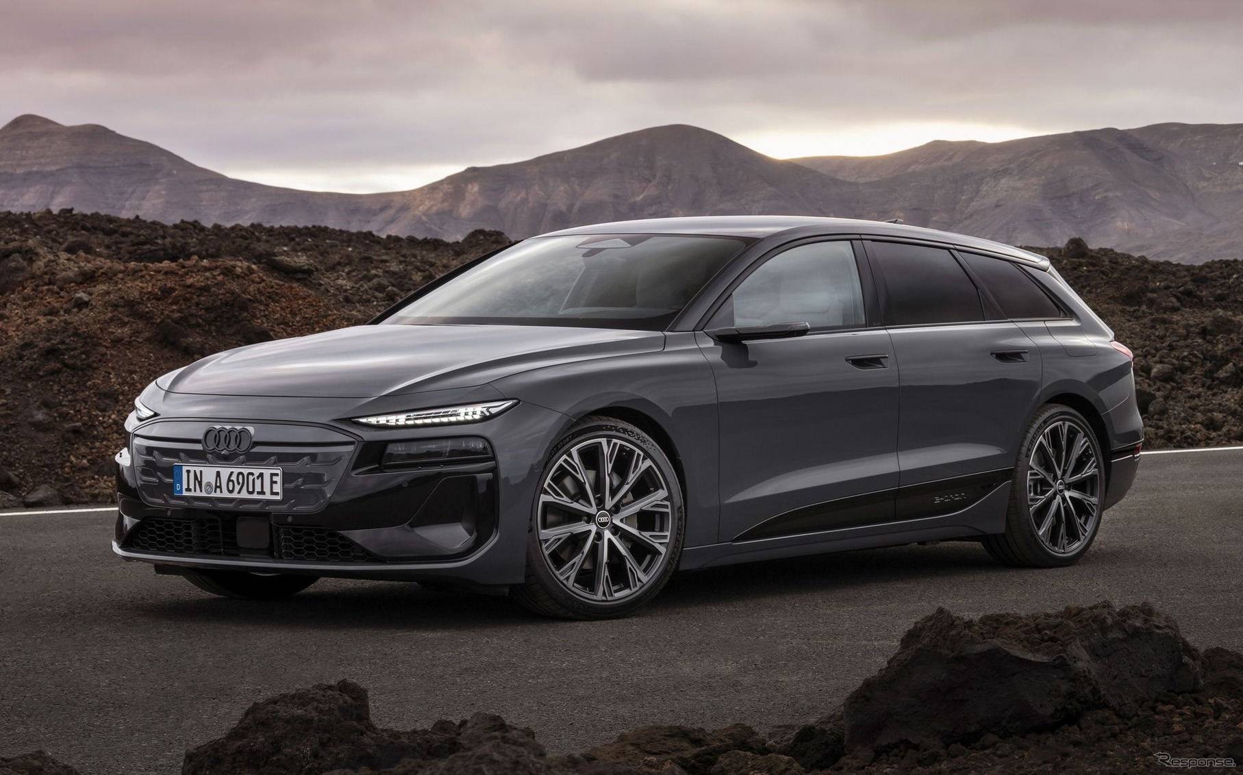 アウディ A6アバントe-tron