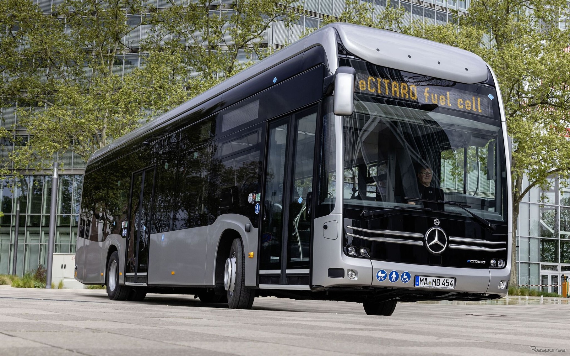メルセデスベンツeCitaro燃料電池車