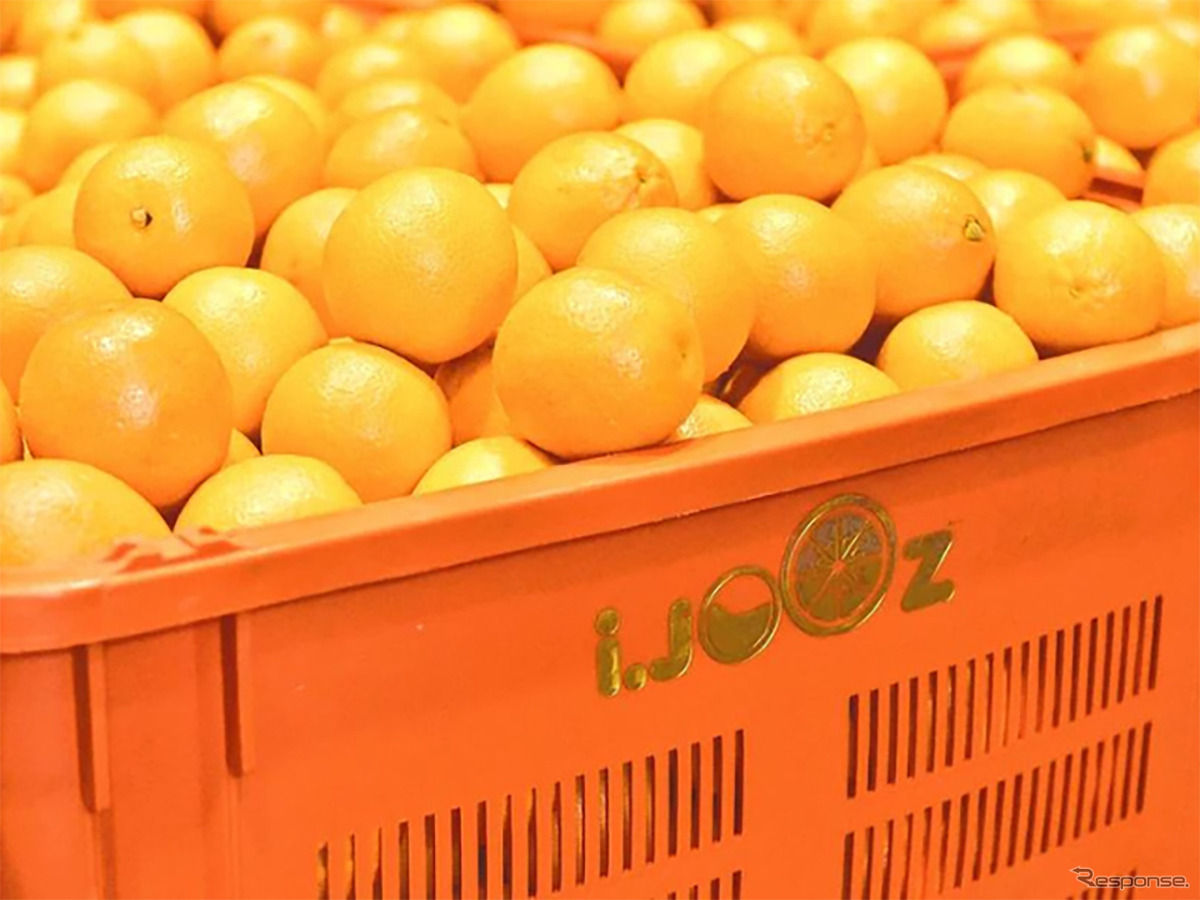 生搾りオレンジジュースの自動販売機を展開するシンガポール発の「IJOOZ（アイジュース）」とのコラボレーション