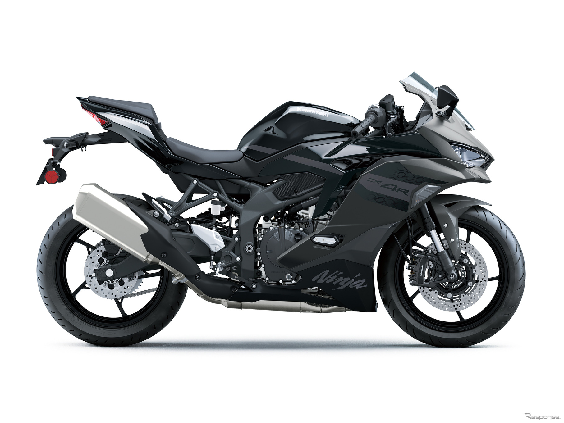 カワサキ Ninja ZX-4R SE（メタリックマットグラフェンスチールグレー×メタリックスパークブラック）