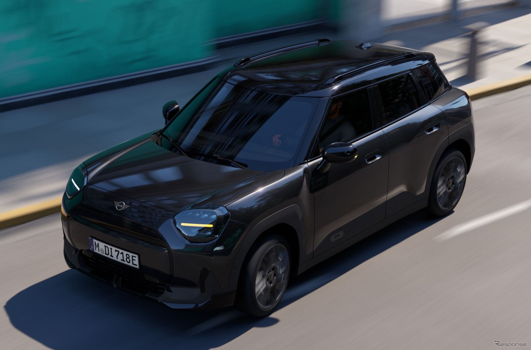 MINI『エースマン・モノクローム』