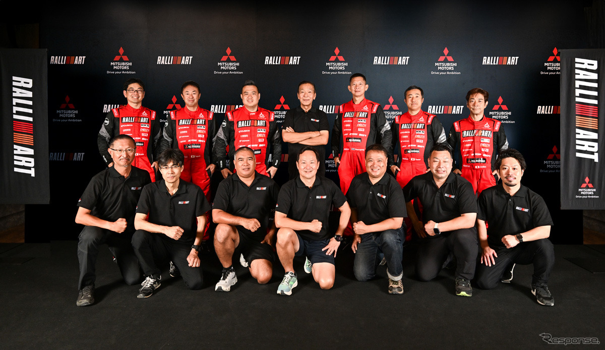 「チーム三菱ラリーアート」のメンバー