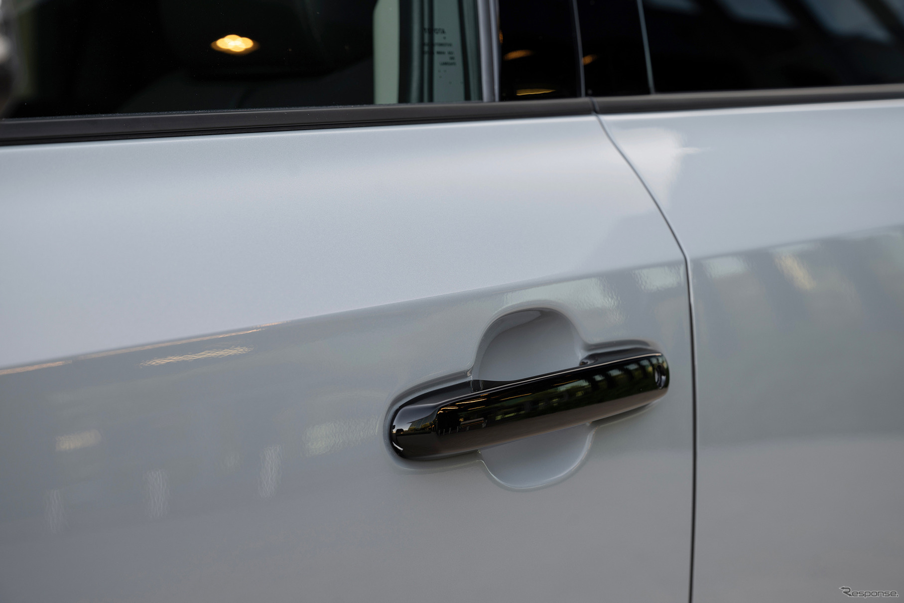 トヨタ・グランドハイランダーの「ハイブリッド ナイトシェード エディション」