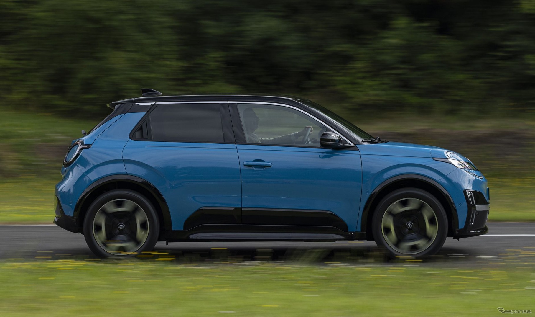 日産 マイクラ 新型