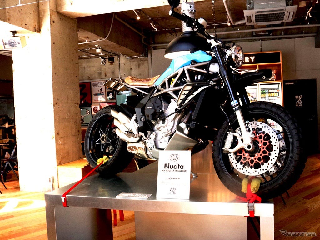 Blucita - MV Agusta Rivale 800（展示協力：NAPS ／カスタムオーダー）