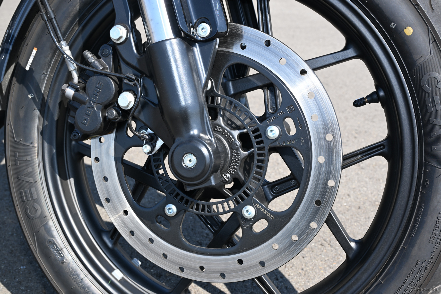 ロイヤルエンフィールド ショットガン650