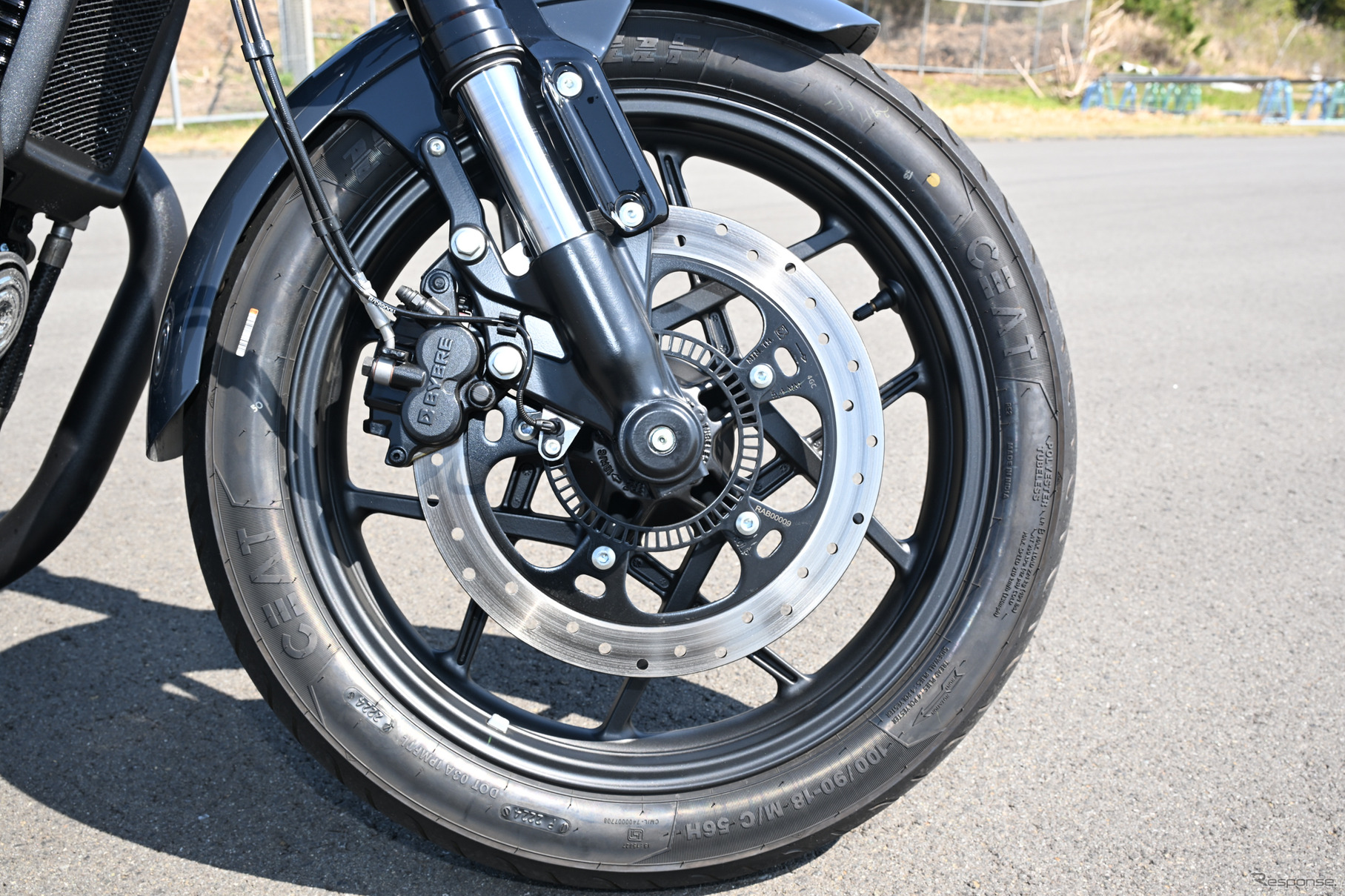 ロイヤルエンフィールド ショットガン650