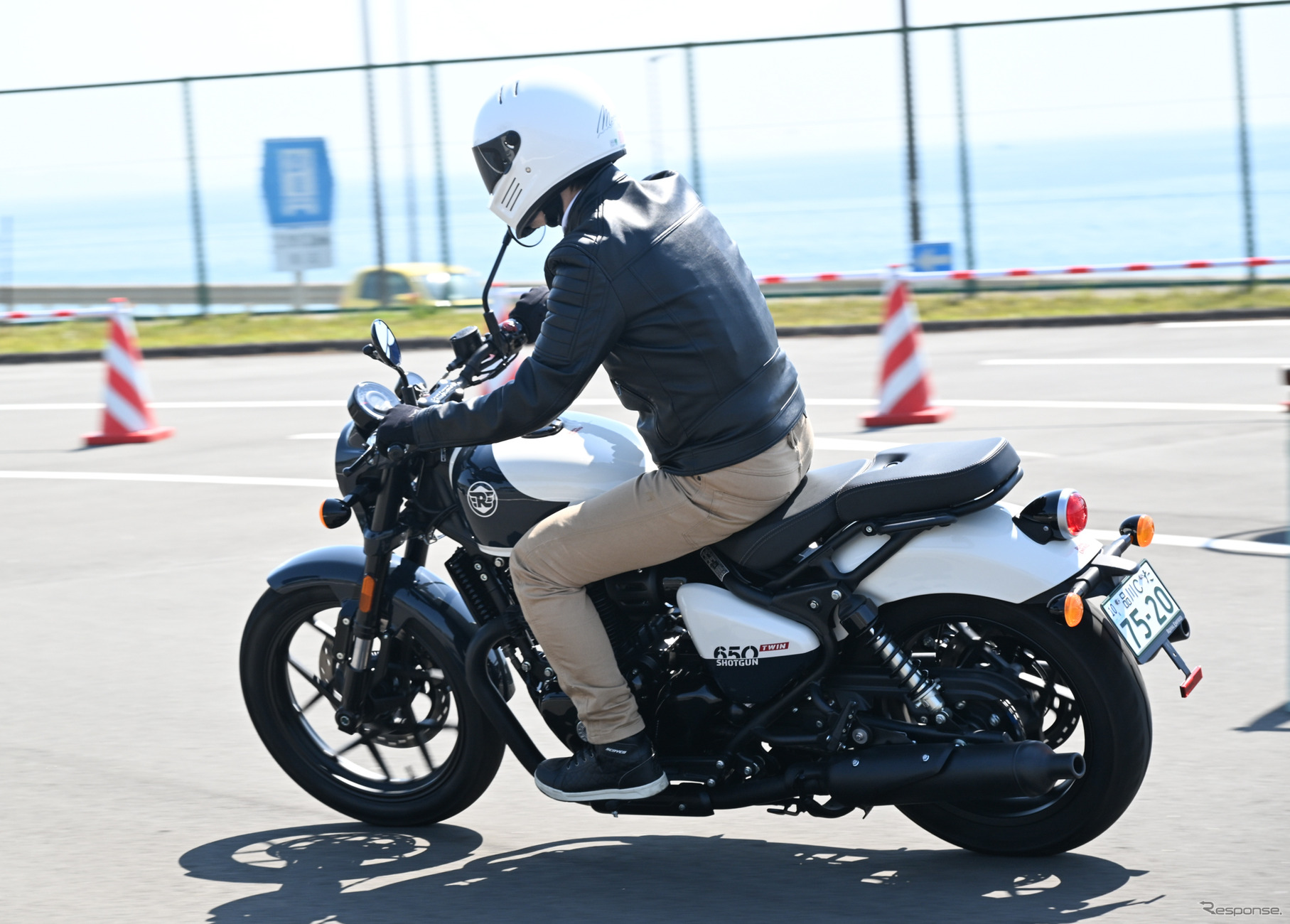 ロイヤルエンフィールド ショットガン650