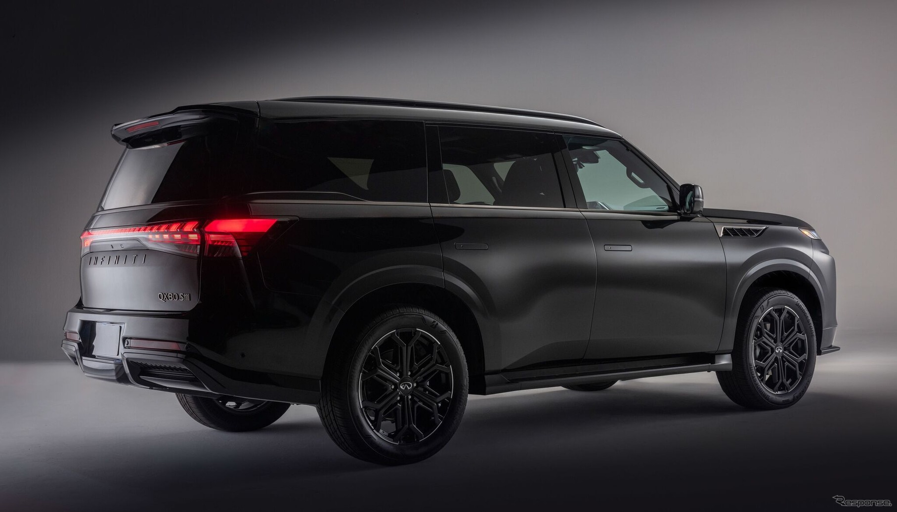 インフィニティ『QX80』の「スポーツ」