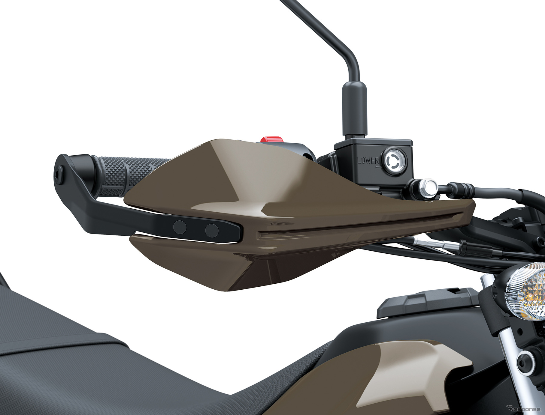 ハンドガード、アルミスキッドプレート、リヤキャリア、エンジンガードなど、実用性と安心感を高める装備類