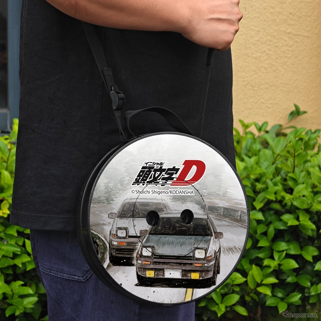 『頭文字D』をモチーフにした「折りたたみスツール（椅子）」