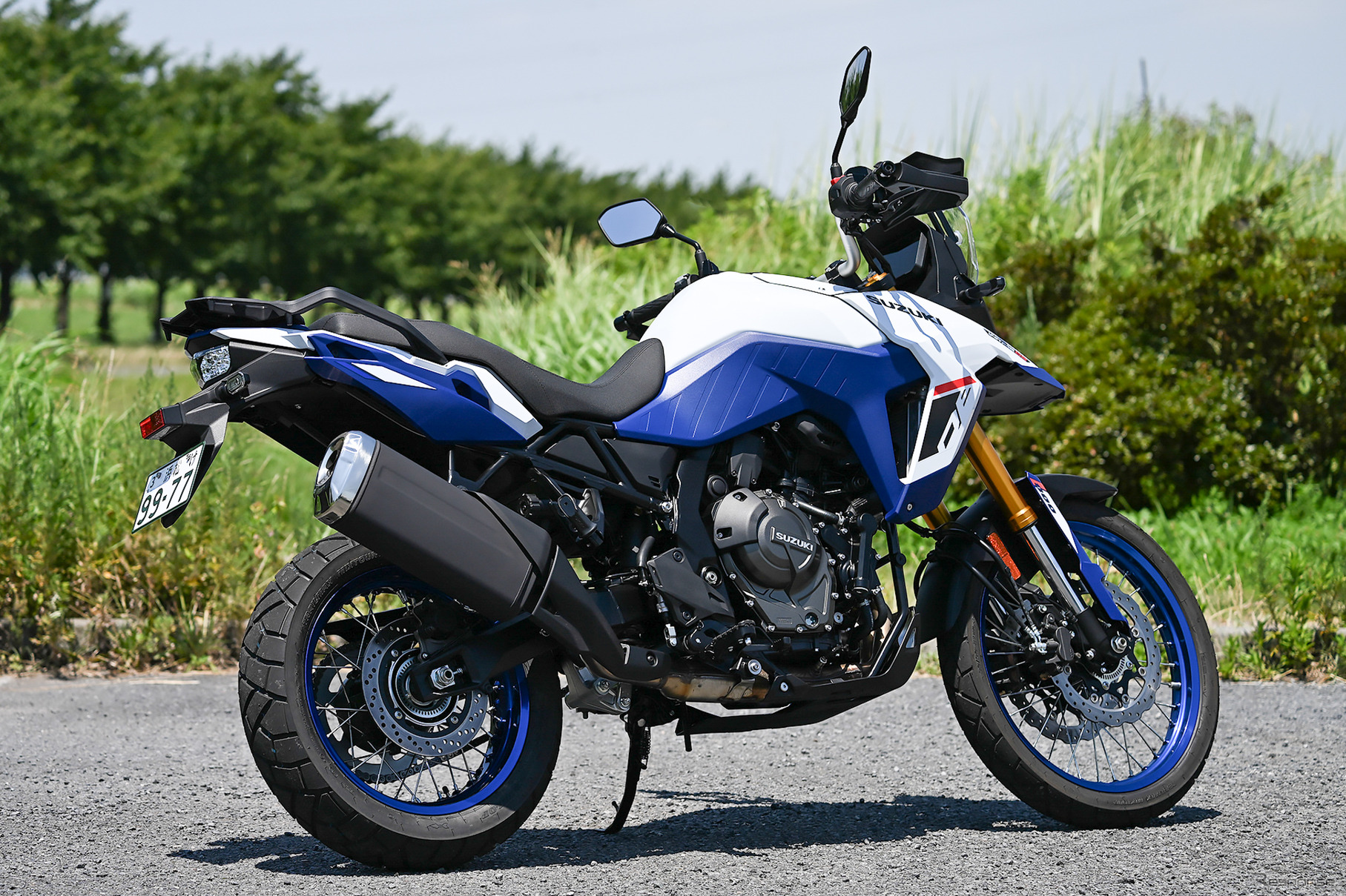 スズキ Vストローム800DE