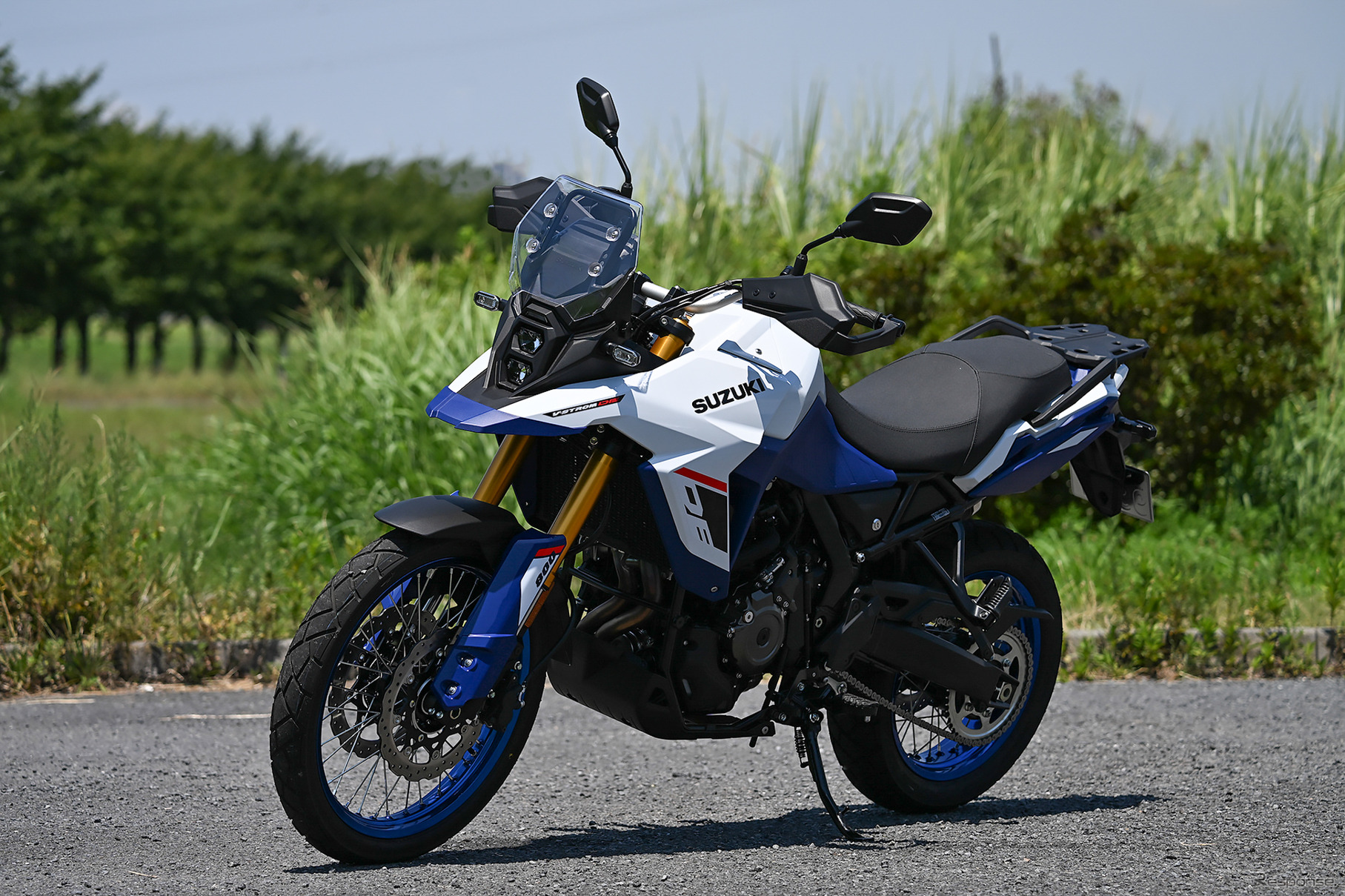 スズキ Vストローム800DE