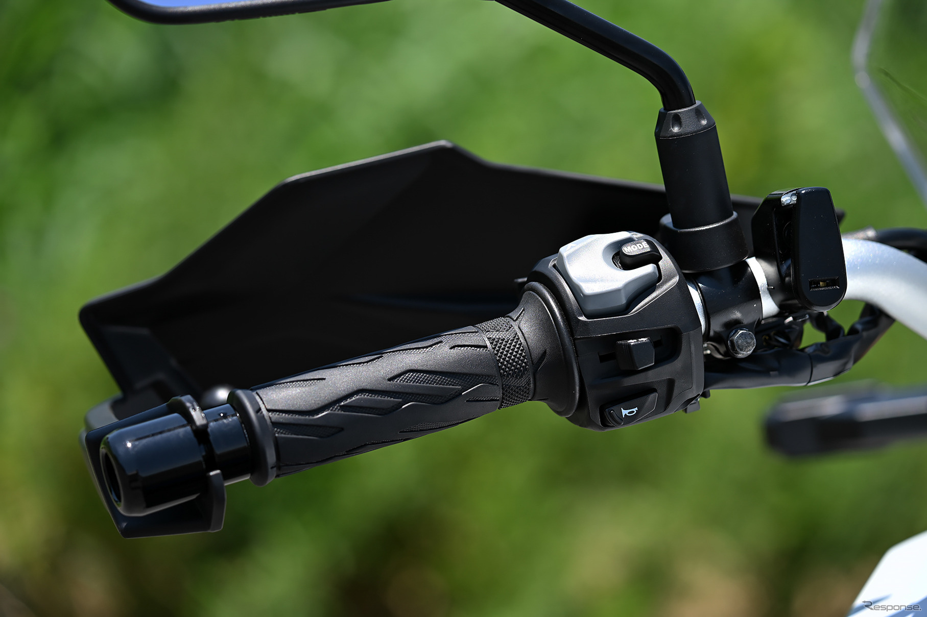 スズキ Vストローム800DE