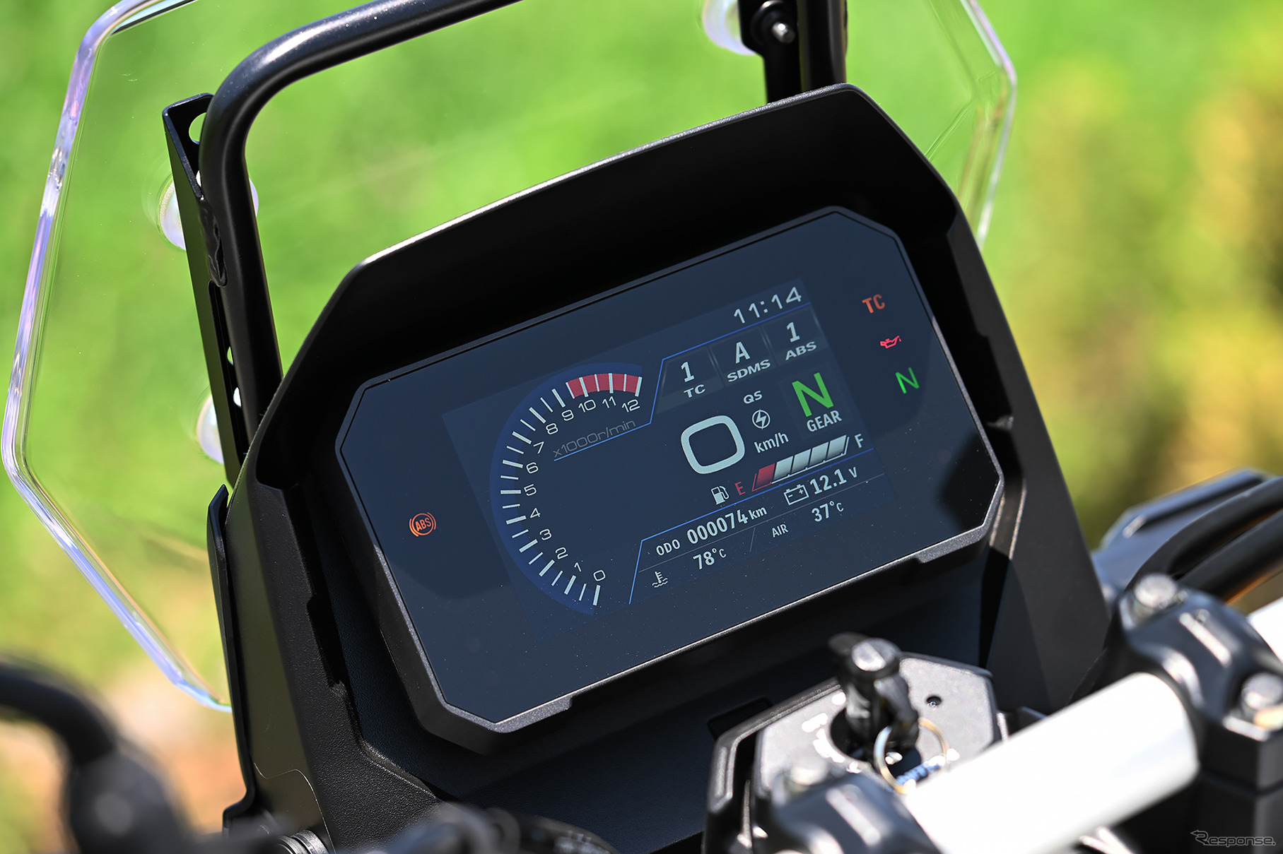 スズキ Vストローム800DE